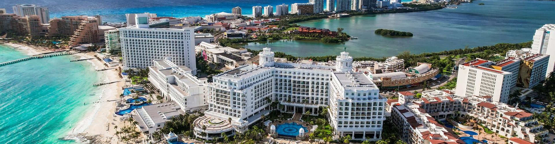 Sunset view in Cancún, MX