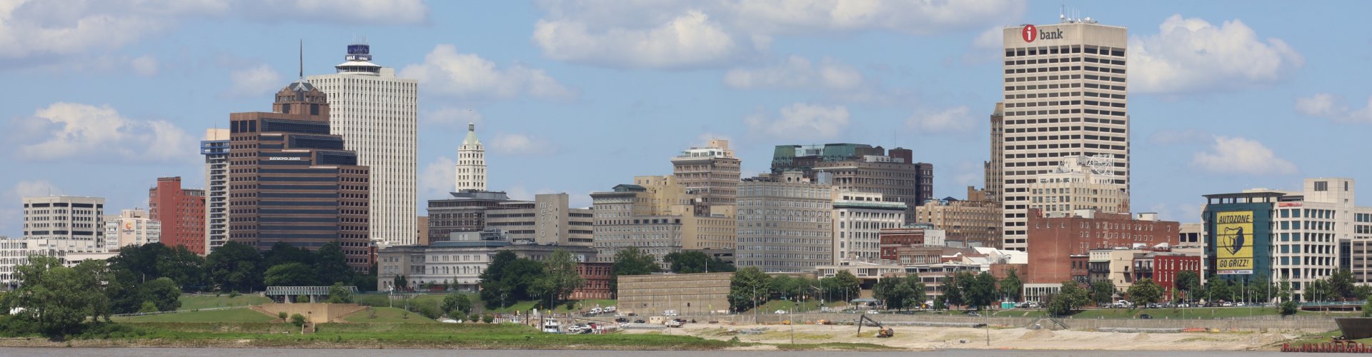 Memphis cityscape at sunset